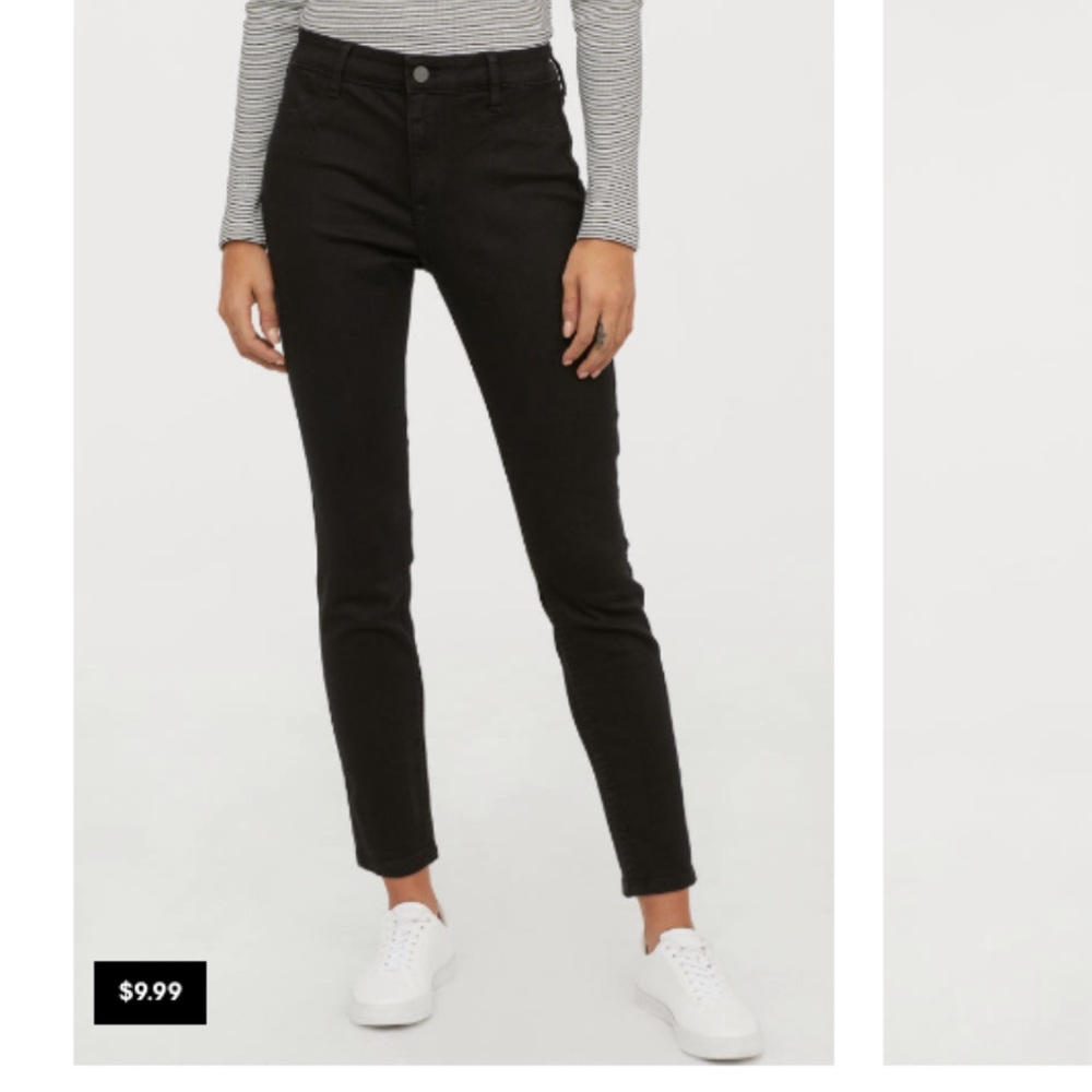 H&M skinny regular ankle jeans in Black